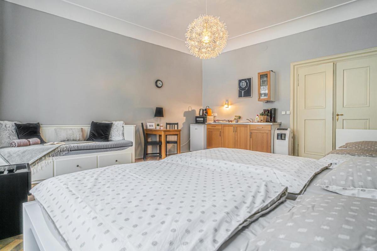 Апартаменти Bright Studio Close To Charles Bridge And Prague Castle Екстер'єр фото