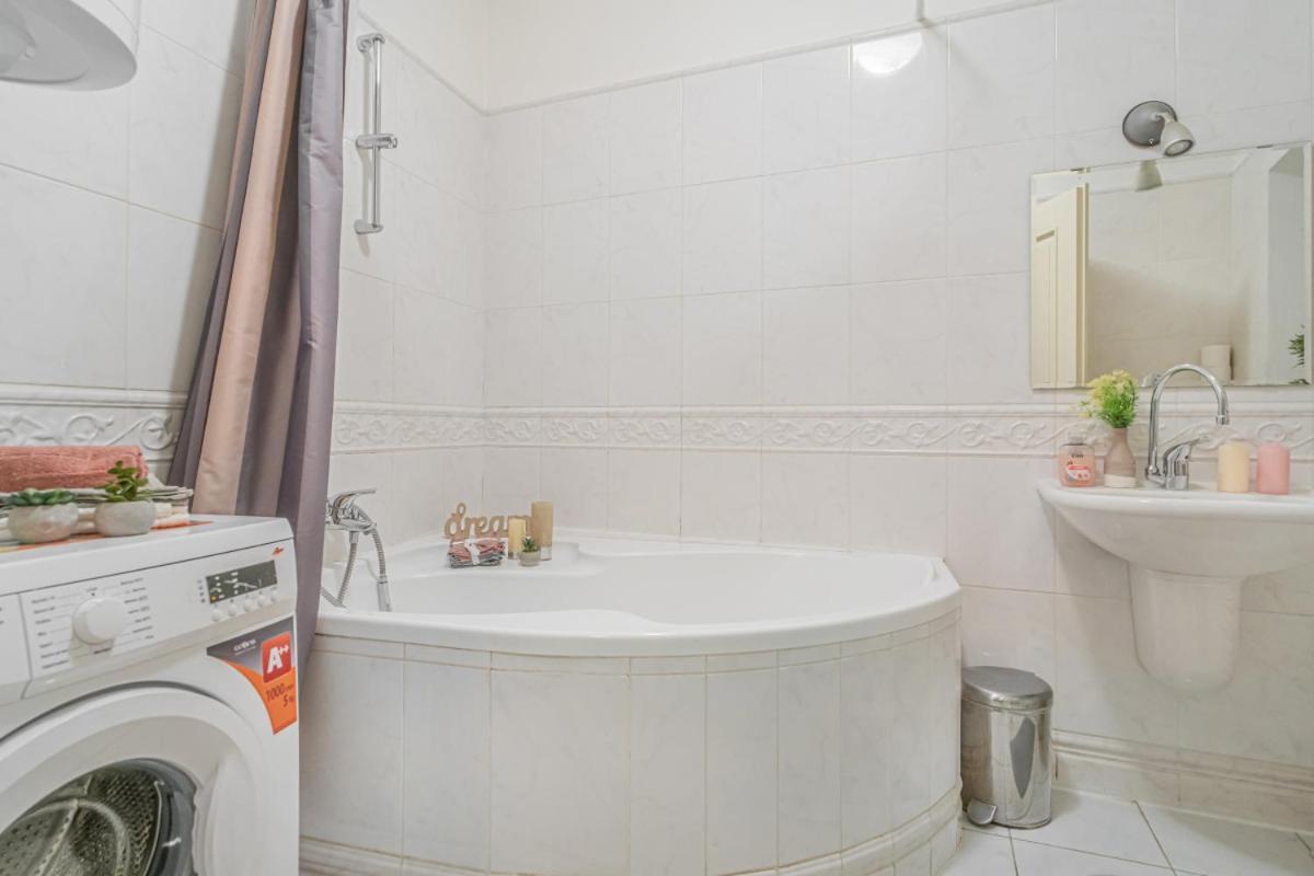 Апартаменти Bright Studio Close To Charles Bridge And Prague Castle Екстер'єр фото